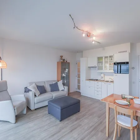 Appartement By The Sea In Belgium With Access *