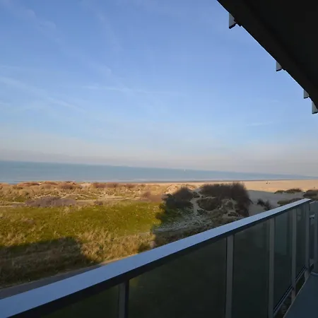 Appartement By The Sea In Belgium With Access *