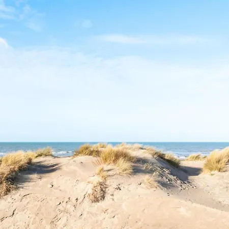 By The Sea In Belgium With Access Appartement Oostduinkerke