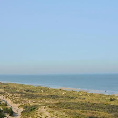Appartement By The Sea In Belgium With Access