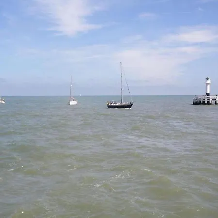 Διαμέρισμα By The Sea In Belgium With Access Oostduinkerke